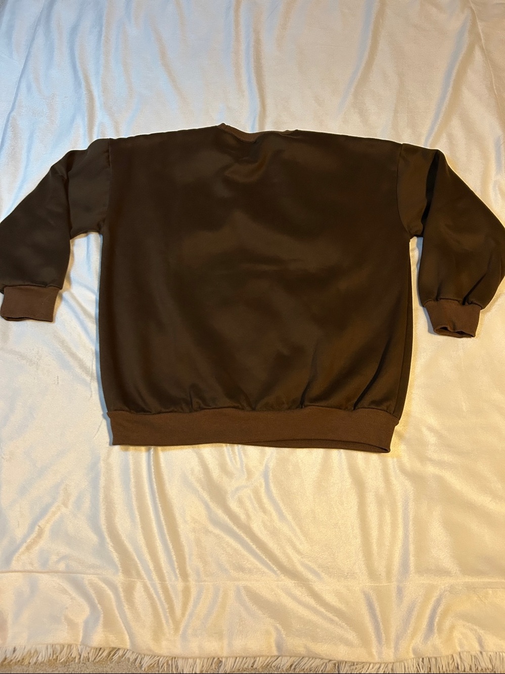 Brown crewneck sweatshirt with cute embroidered mushroom -size M - Picture 3 of 9